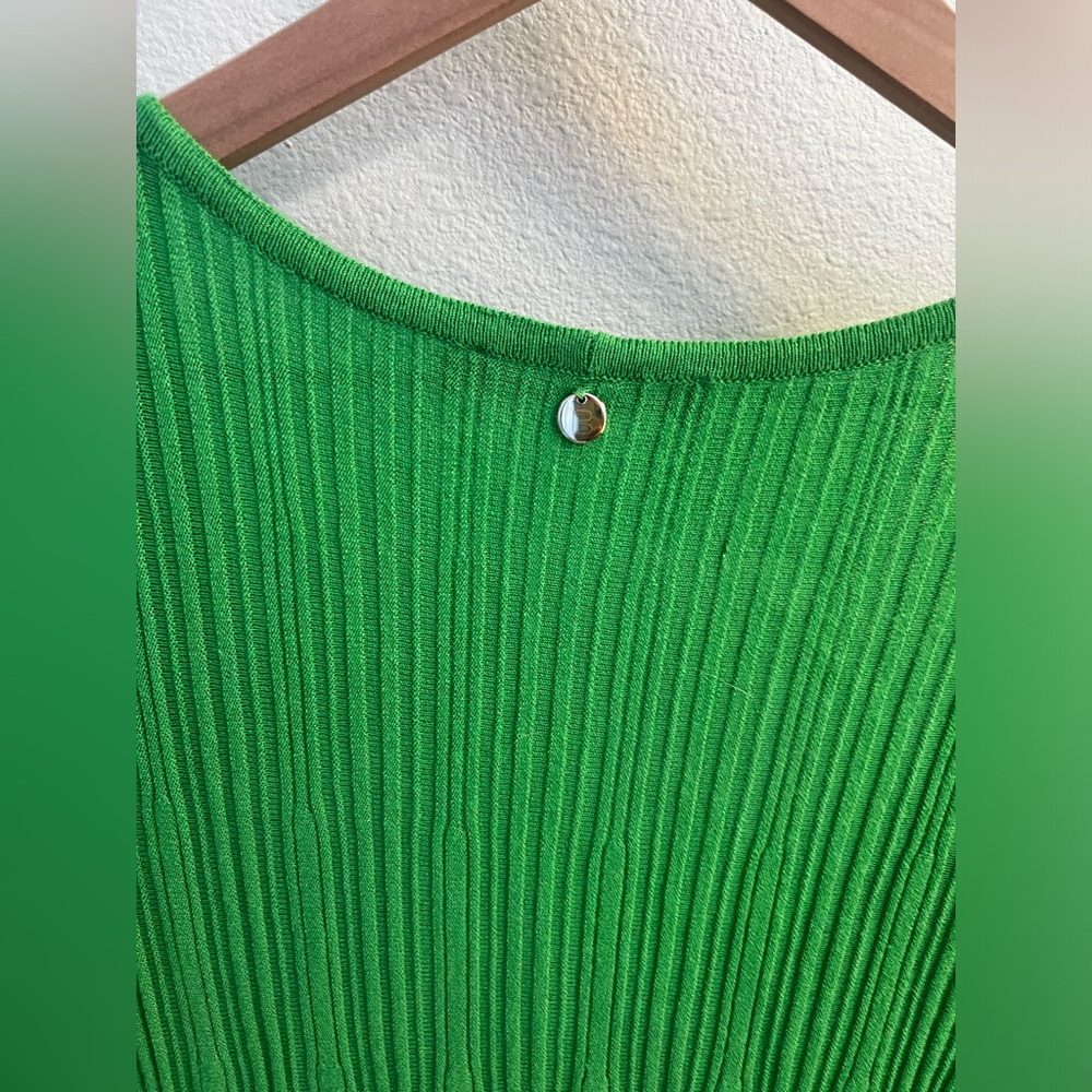 BIANA Stephanie Wave Rib Knit Short Sleeved Swing Dress; Bright Green size L - Picture 5 of 9